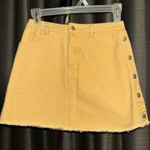 Magnolia south women’s distressed skirt - size XS